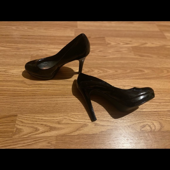 Women patten leather heels - Picture 3 of 4